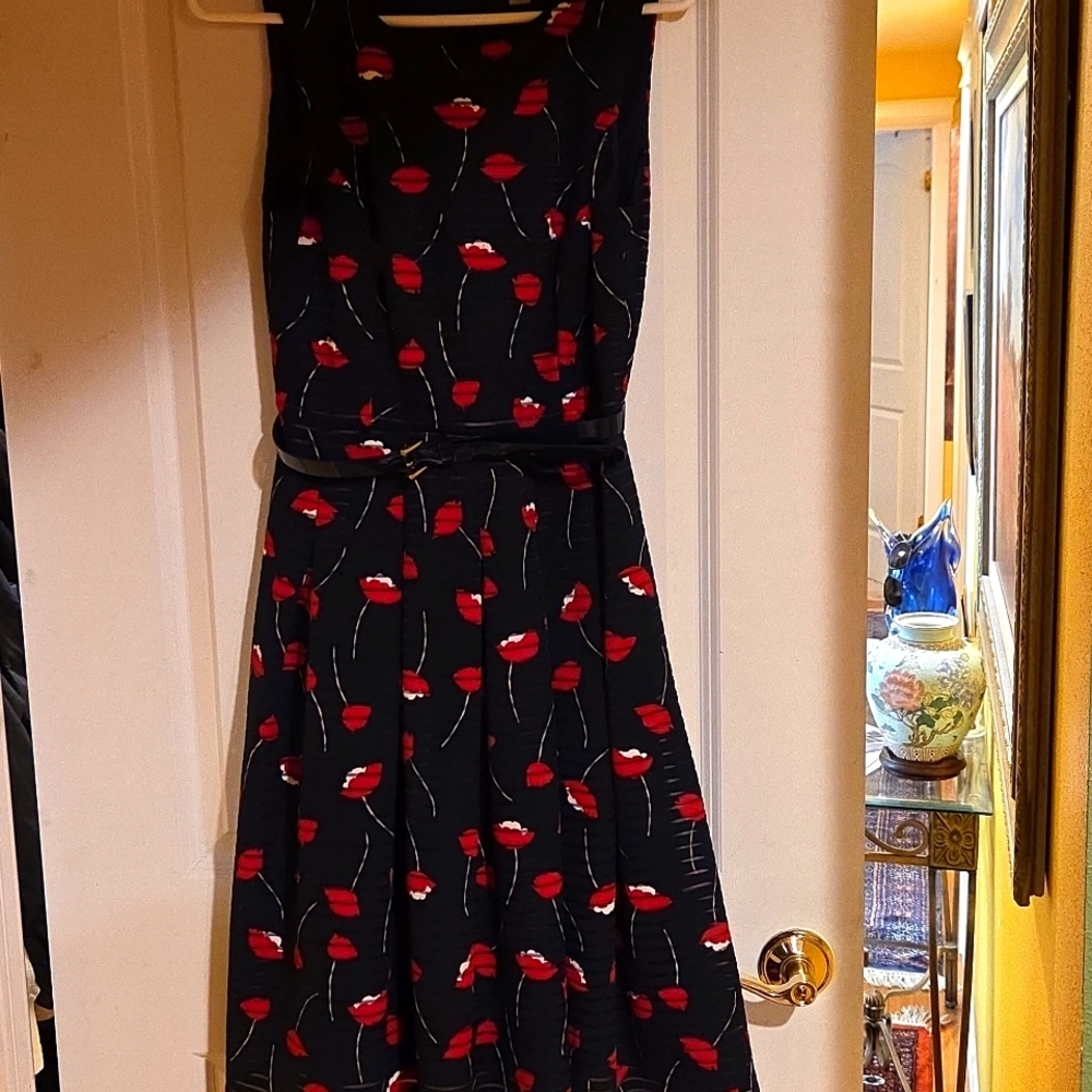 Tommy Hilfiger Elegant Navy Blue and Red Floral‎ Dress